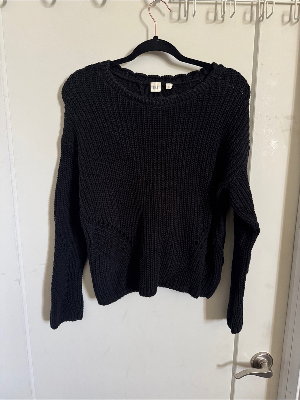 GAP Black Chunky Crewneck Knit Sweater M